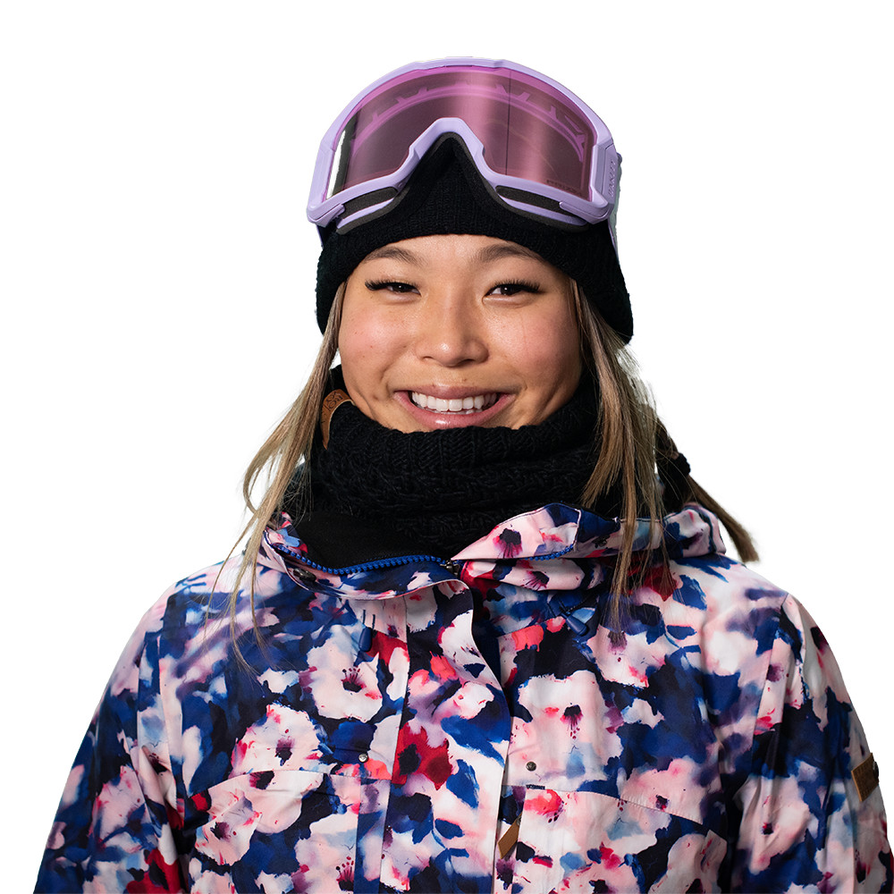 Chloe Kim headshot