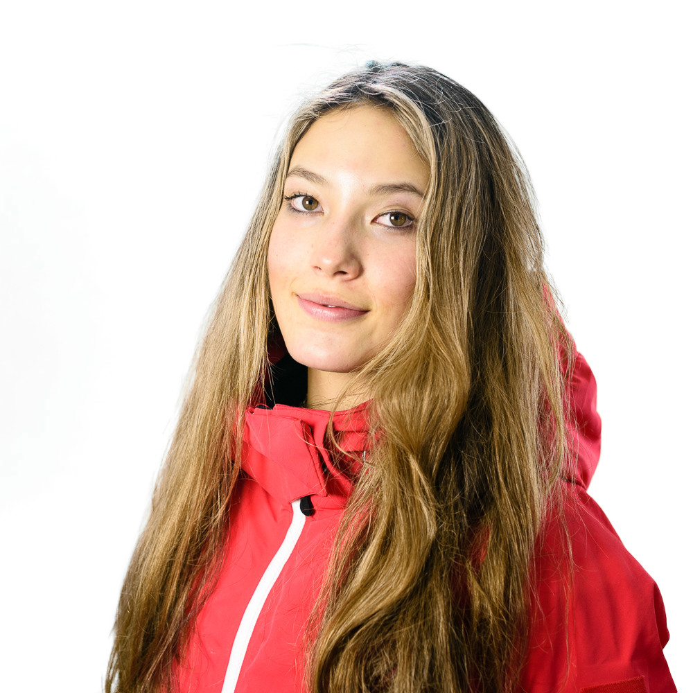 Eileen Gu headshot