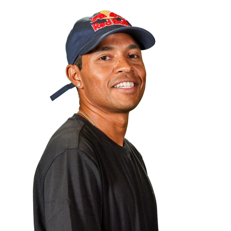 Felipe Gustavo headshot