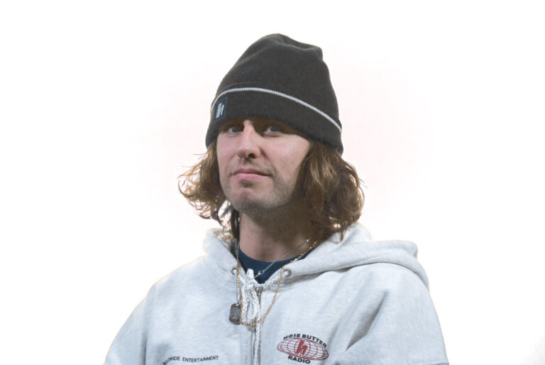 Henrik Harlaut headshot