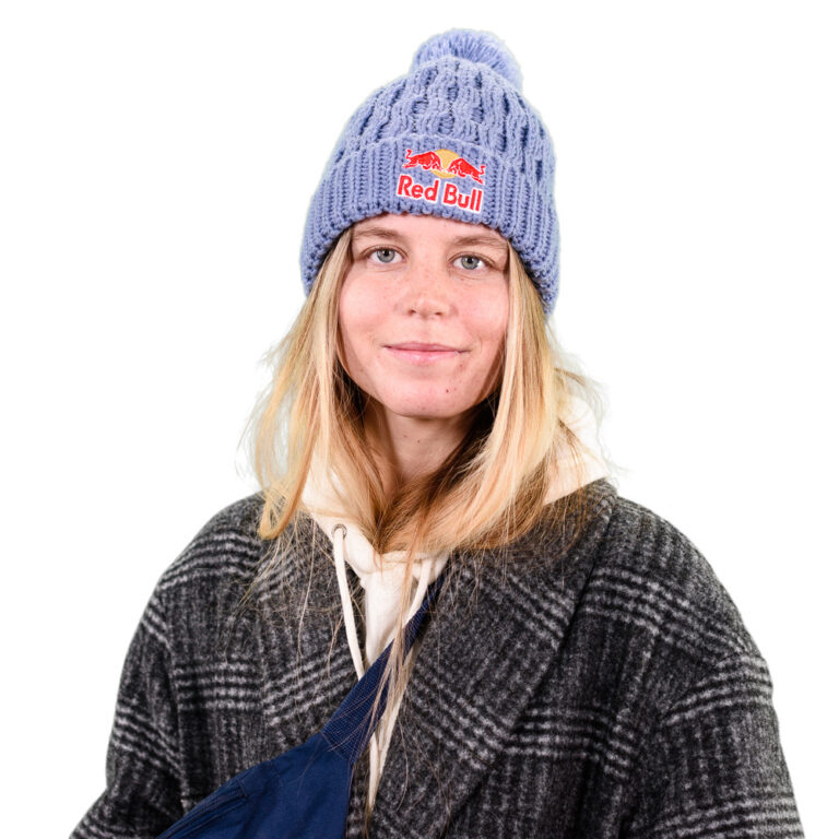 Maddie Mastro headshot