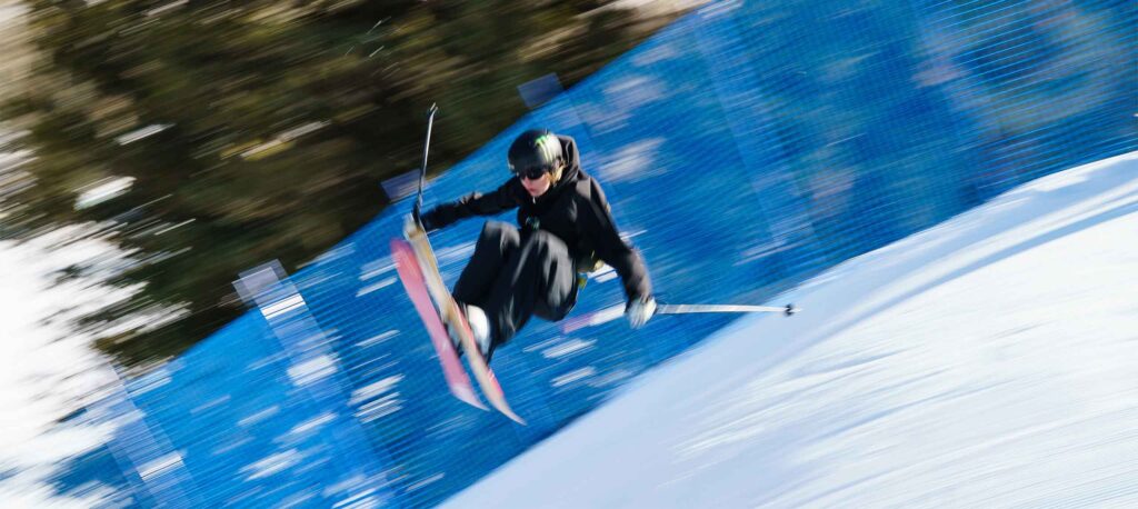 ski athlete knuckle huck competition