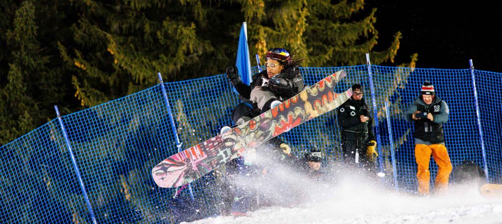 snowboard athlete knuckle huck competition