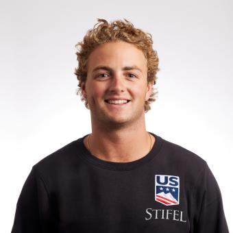 Hunter Henderson headshot