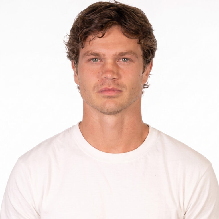 Devon Smillie headshot