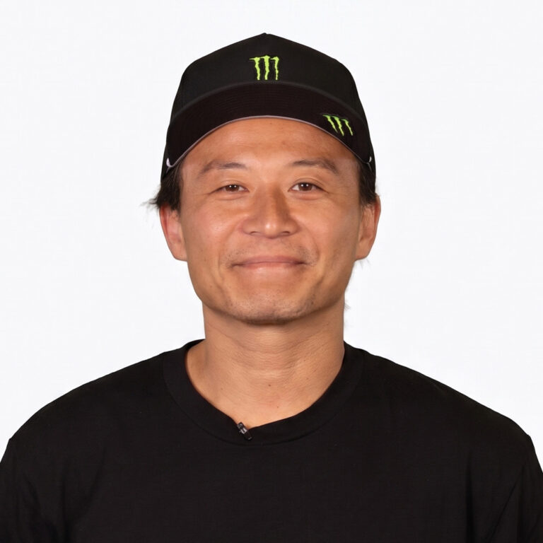 Taka Higashino headshot